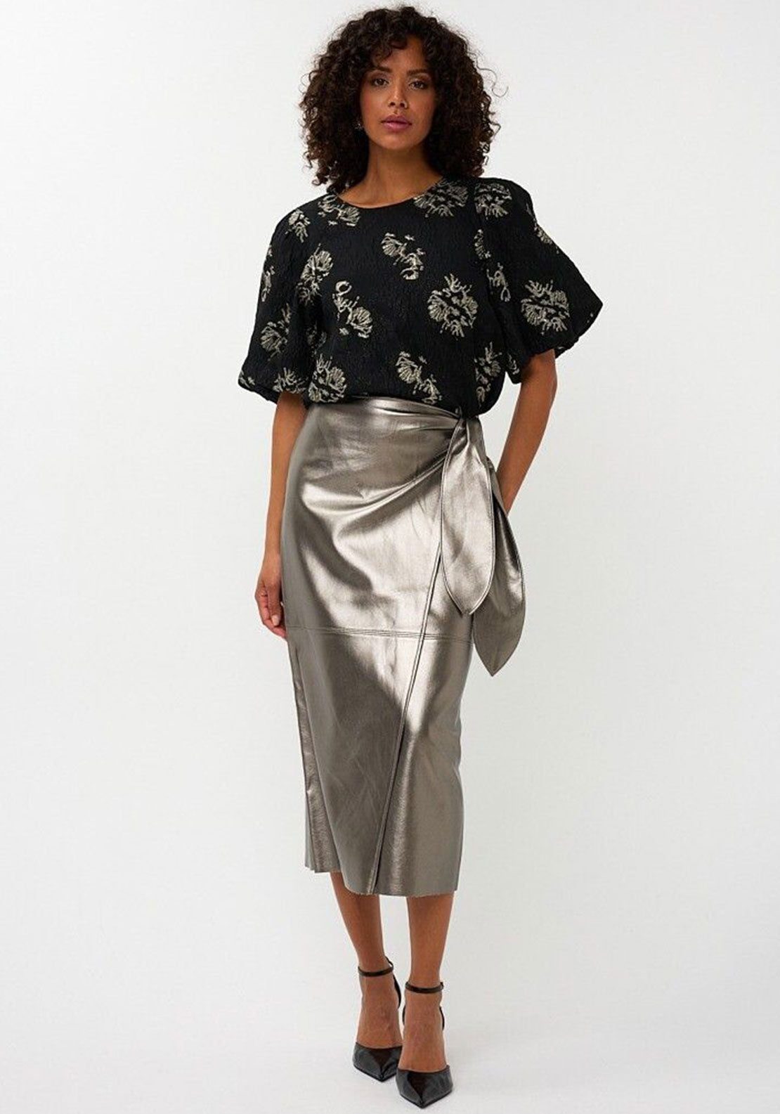 Esqualo Jacquard Puff Sleeve Top, Black