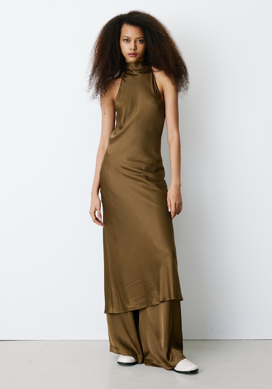 Grace & Mila Bella Halter Neck Midi Dress, Green