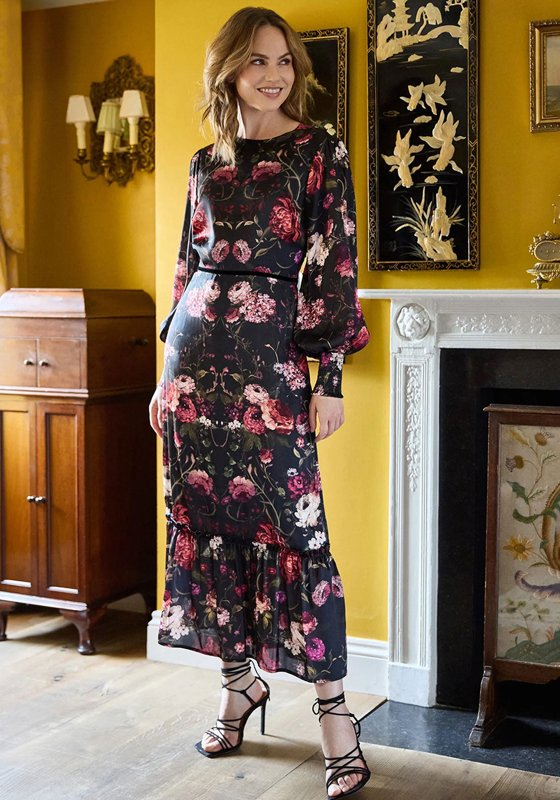 Hope Ivy Holly Floral Long Sleeves Bow Back Dress, Black