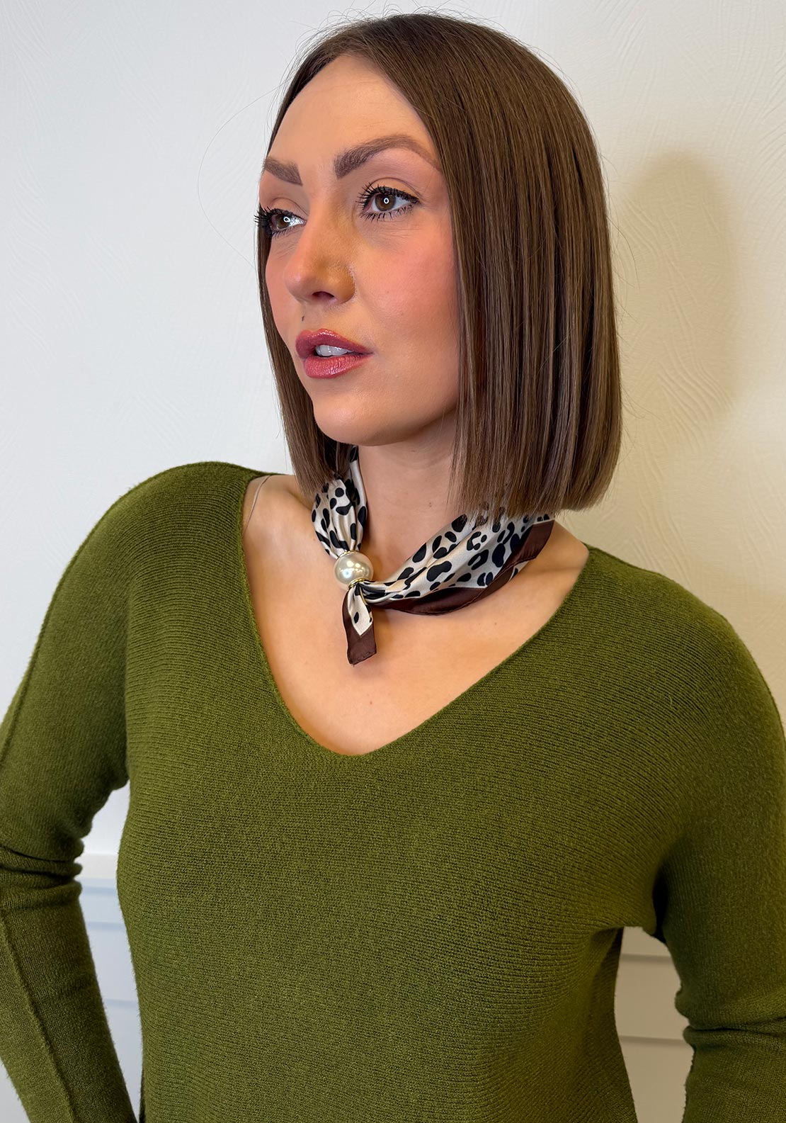 Serafina V Neck Jumper & Neck Scarf, Green