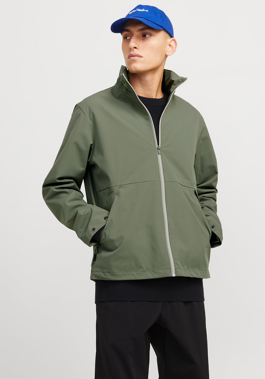 JACK & JONES JUNIOR regenjas zwart JACK & JONES JUNIOR regenjas zwart