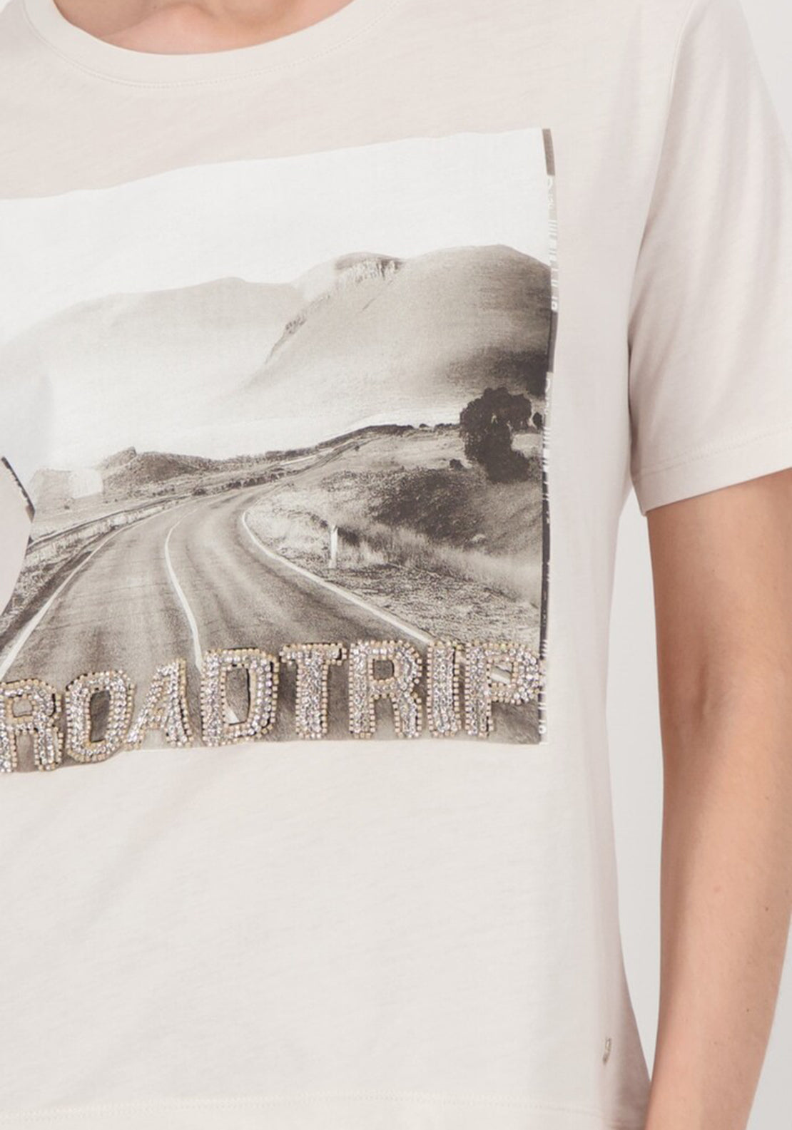 MONARI TSHIRT
