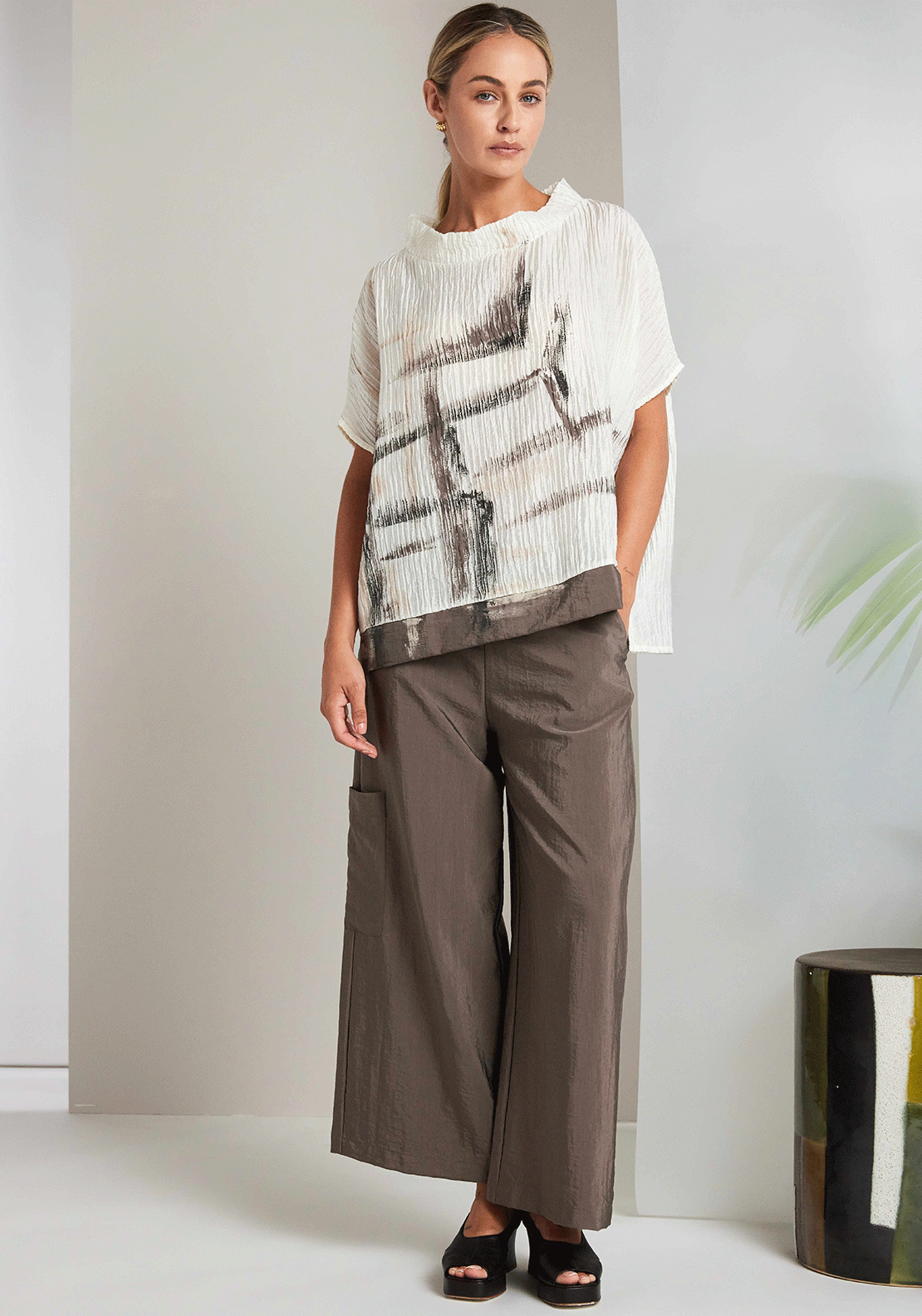 Naya Wide Leg Pocket Detail Ankle Trousers, Brown