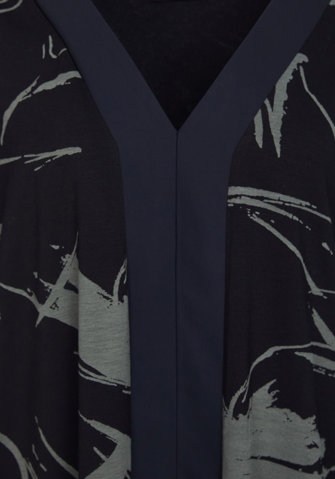 Ora V-Neck Molten Long Sleeve Top, Black