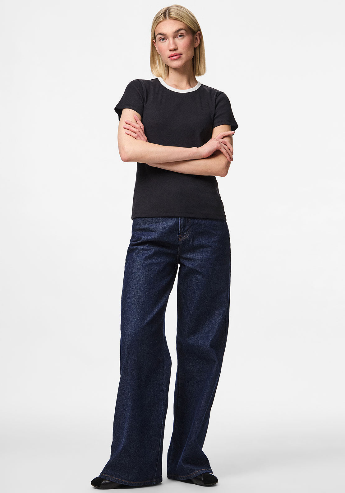 Pieces May Ribbed Fitted T Shirt, Black
