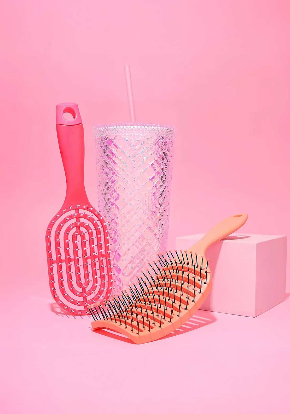 The Beauty Studio Sunkissed Sip Style & Shine Gift Set