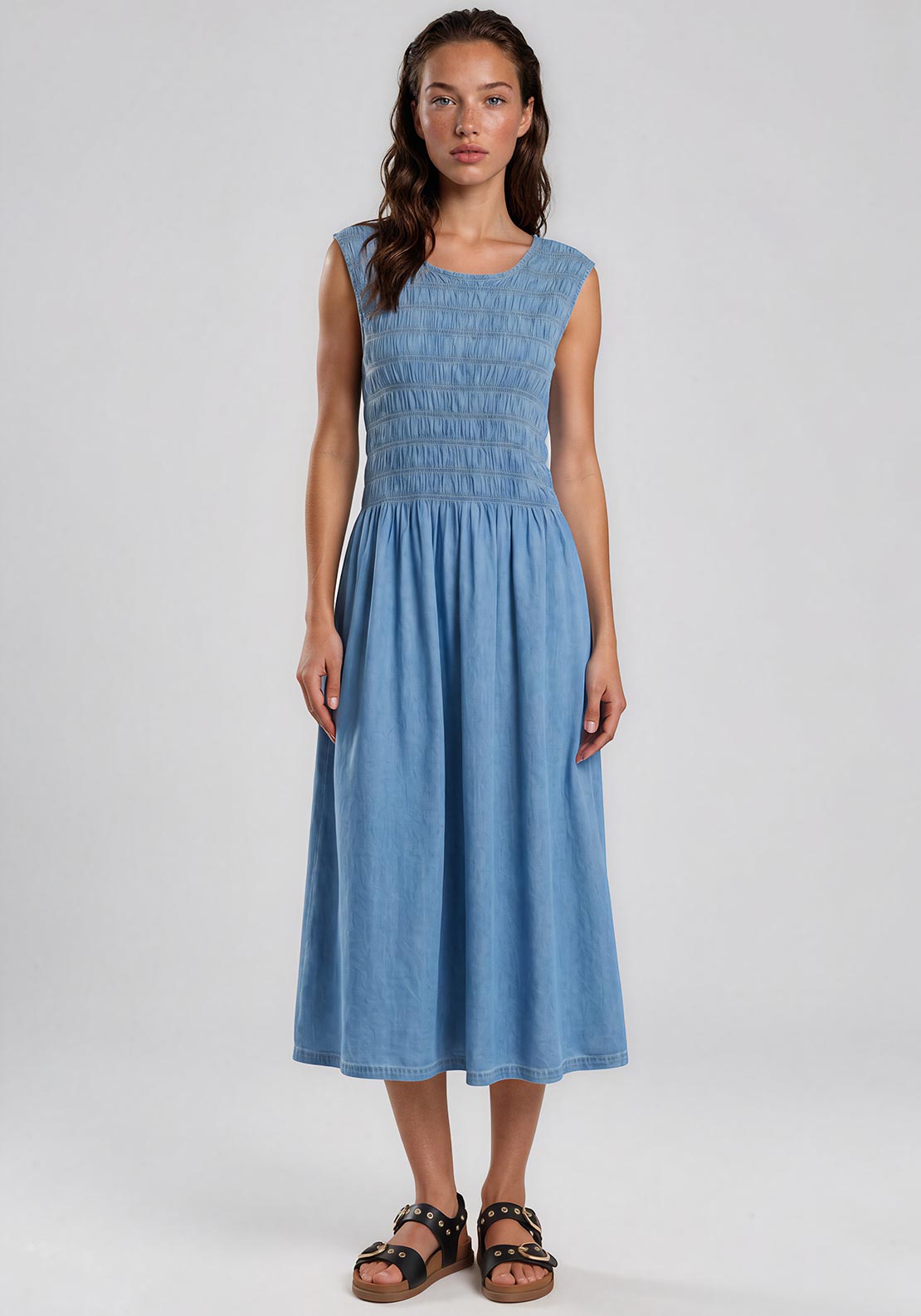 vero moda denim dress Nerina Shirred Maxi Dress, Blue Size:18 / xl-2xl Featuring a stylish spread atf-sm-10.10.25 La Femme - 30523 Mini dress