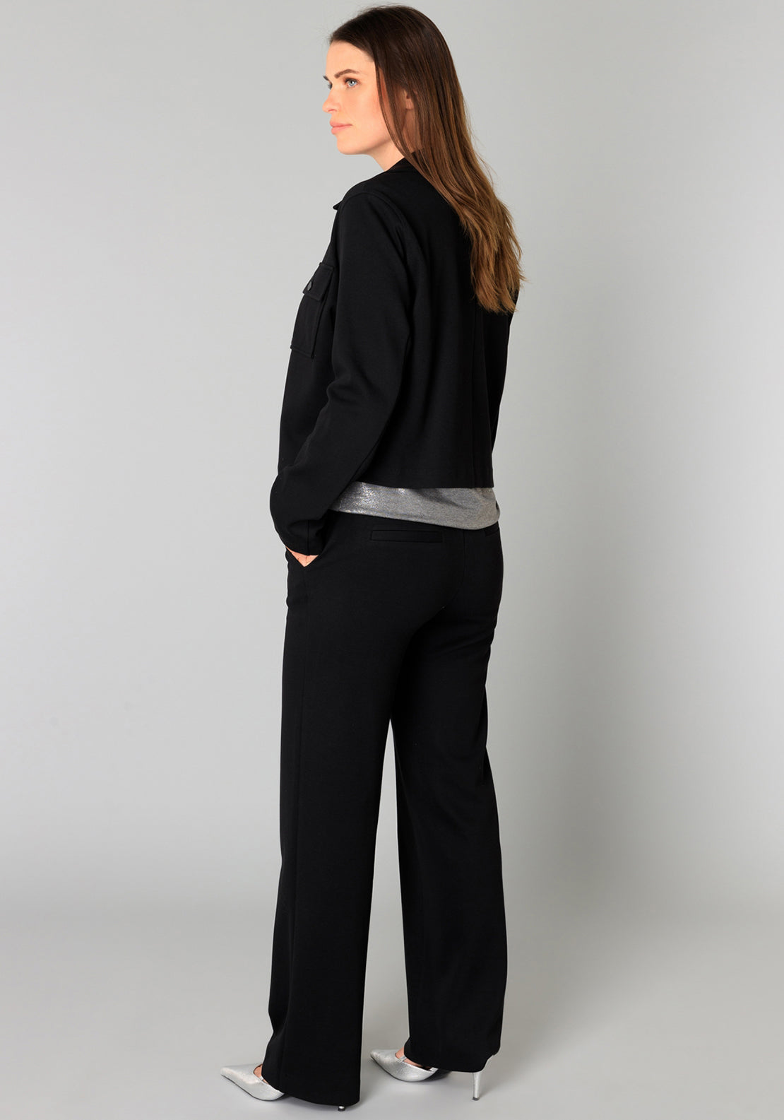 Yest Rille Essential Zip Jacket, Black