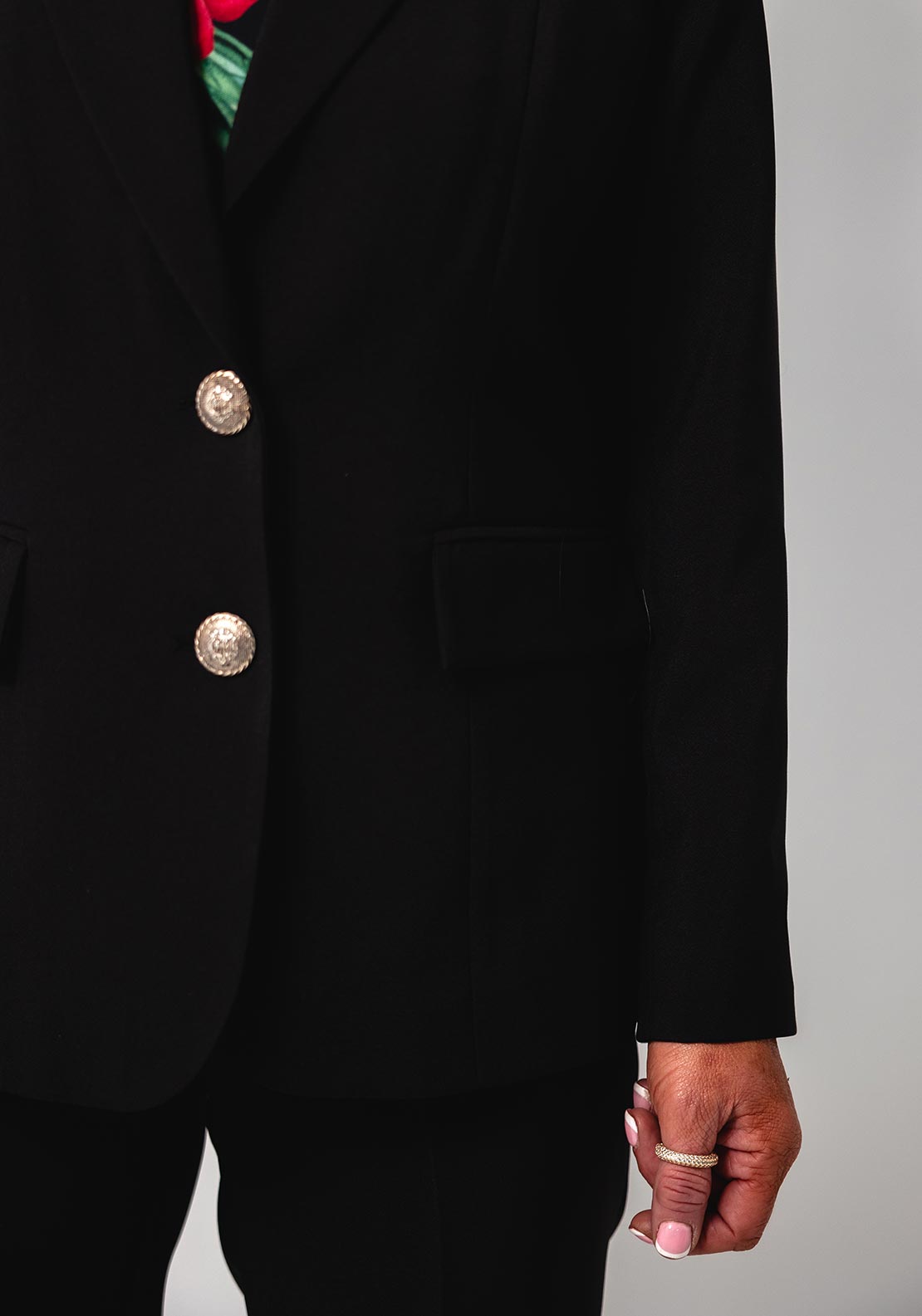 Avalon Dolores Single Breasted Blazer, Black