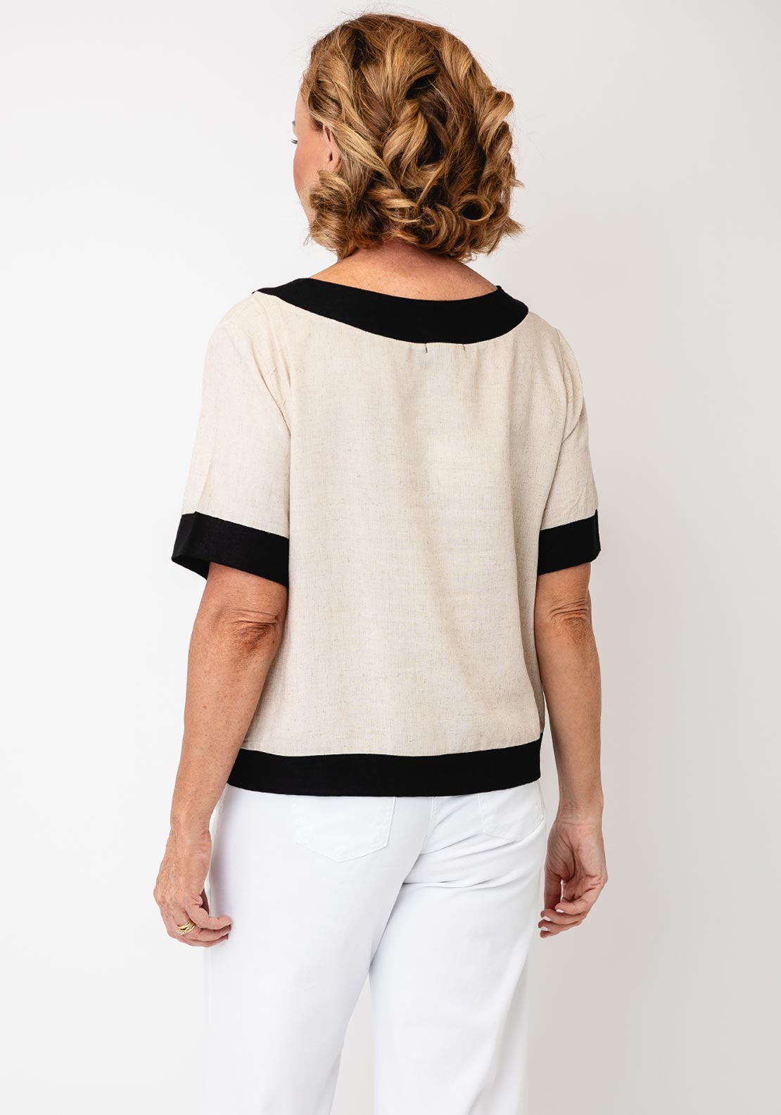 d.e.c.k By Decollage Contrasting Linen Blend Top, Beige