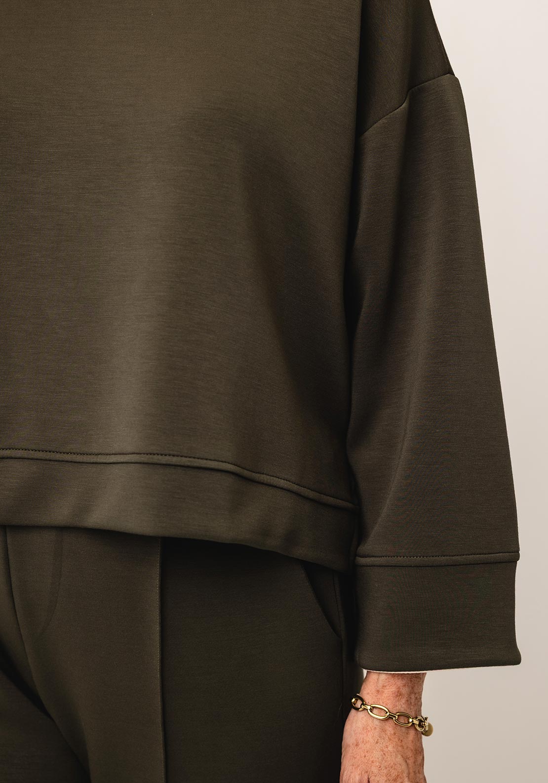 DECOLLAGE DECK LEISURE TOP