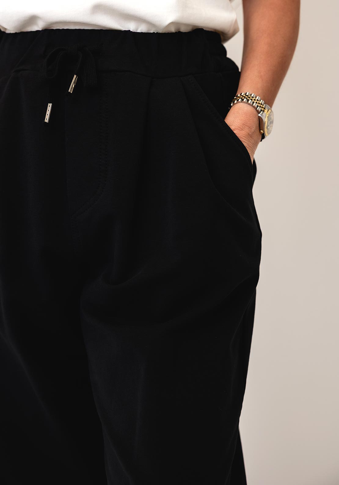 d.e.c.k By Decollage Wide Leg Joggers, Black