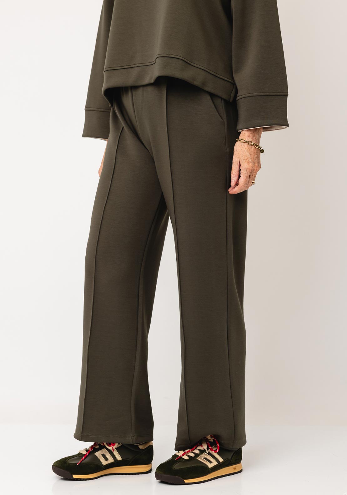 DECOLLAGE DECK LEISURE TROUSER