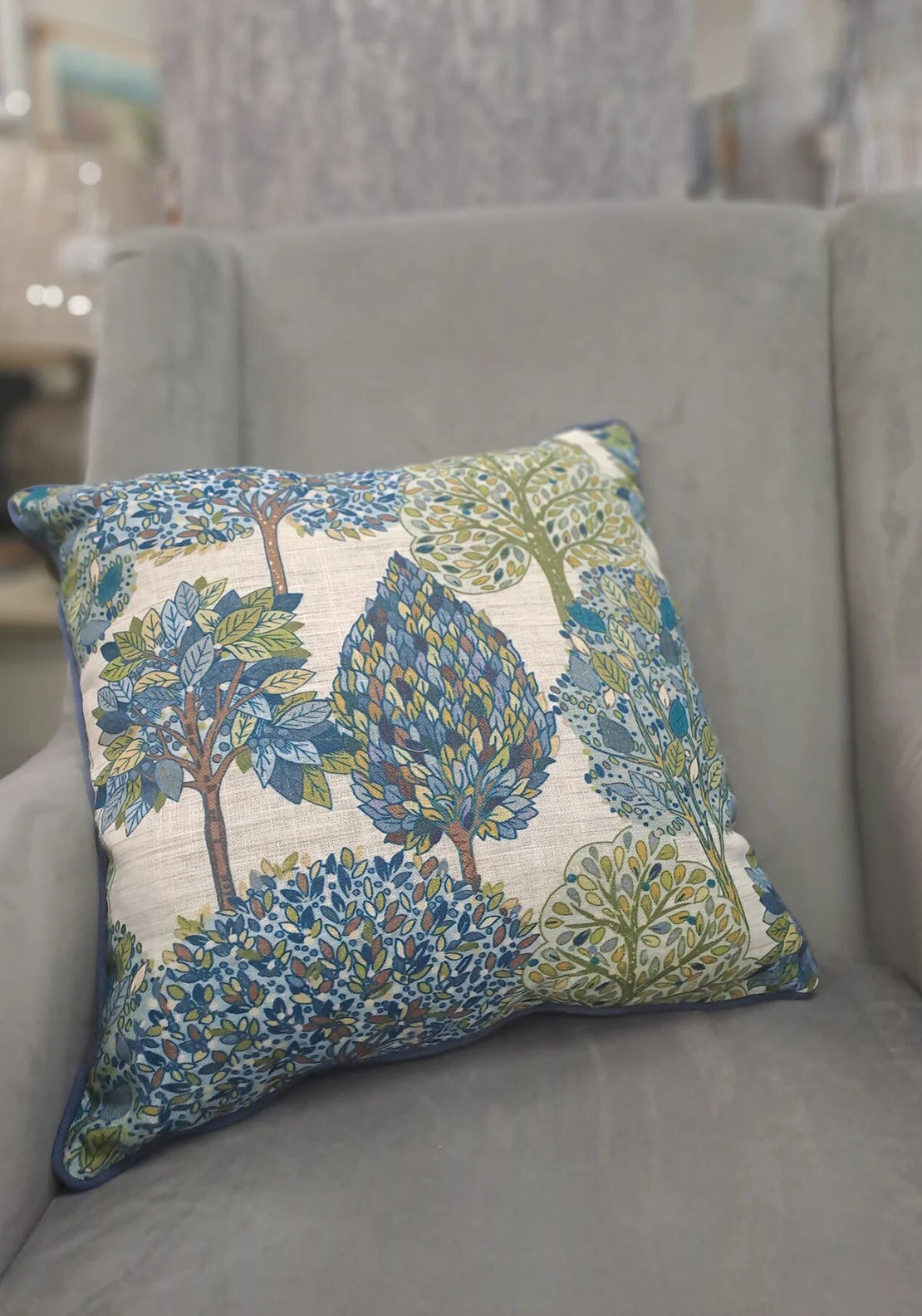 LARGE SQUARE CUSHION FARAWAY TREE main image 1