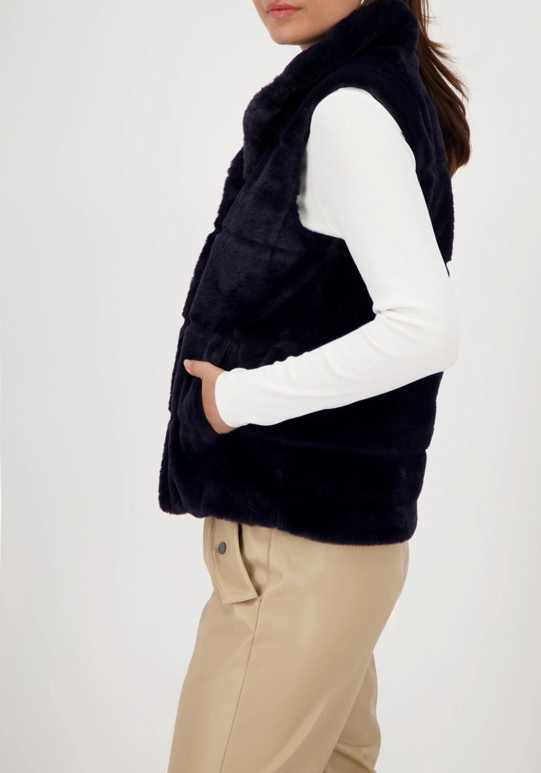 MONARI GILET