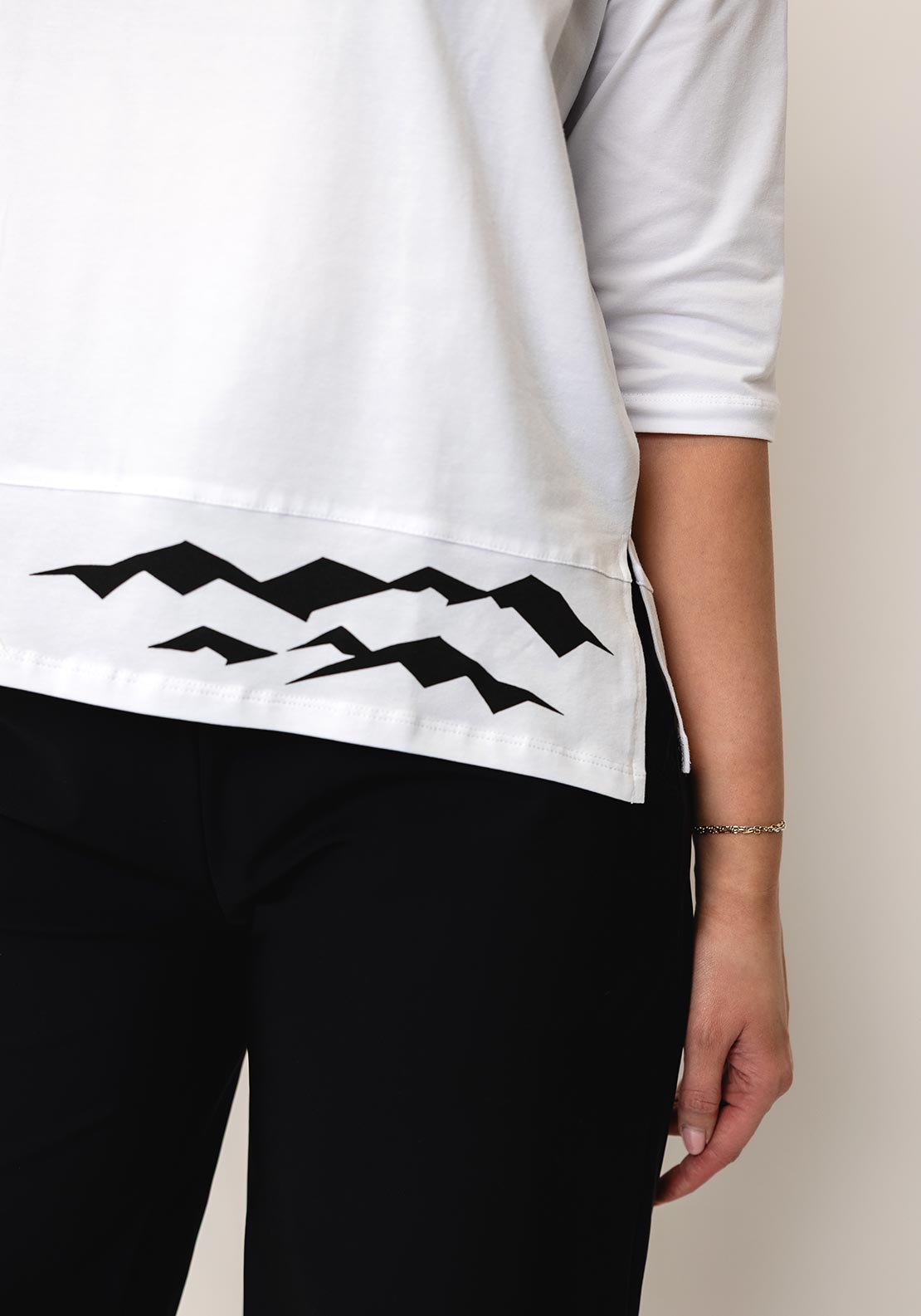 Naya Wave Print Hem Cropped Sleeve Top, White