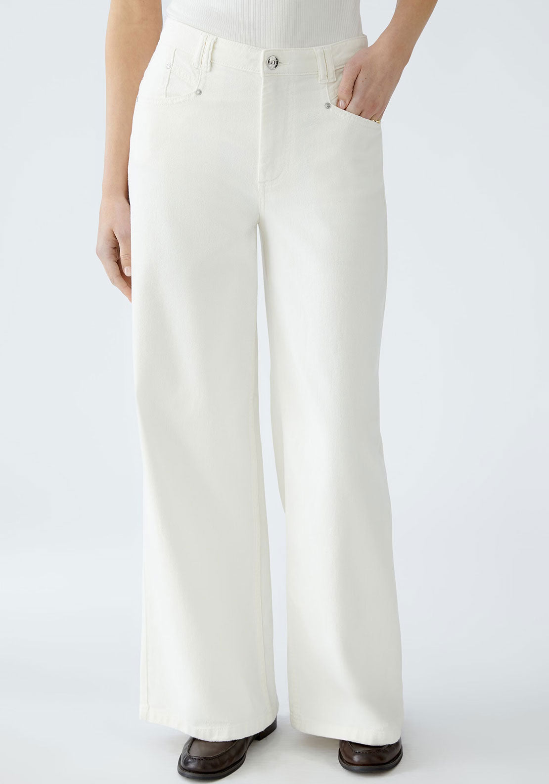 Oui Women's Cotton Stretch Balloon Fit Denim Jeans in Off White 95950 Col 1136