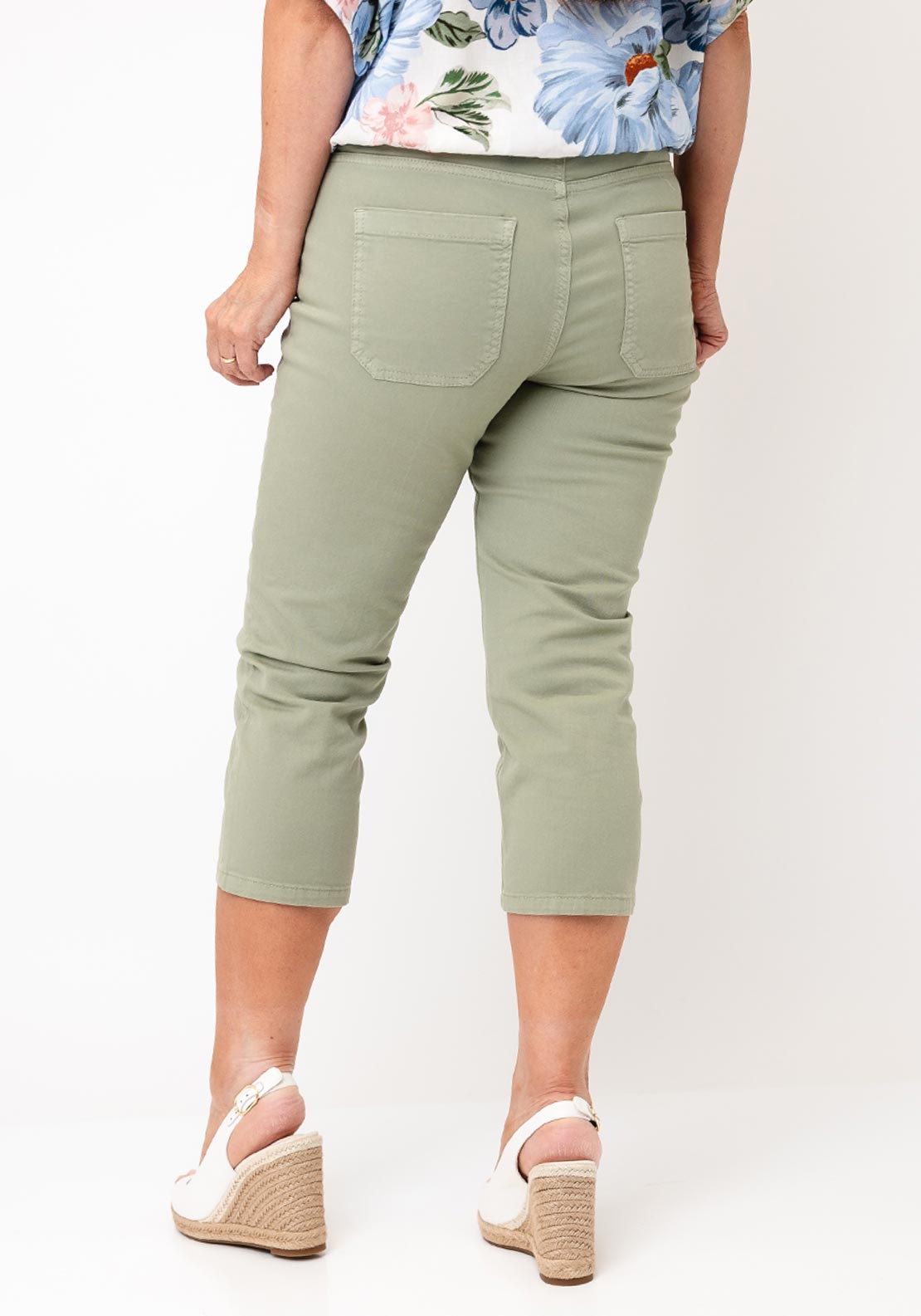 Oui Low Rise Cropped Jeans, Green