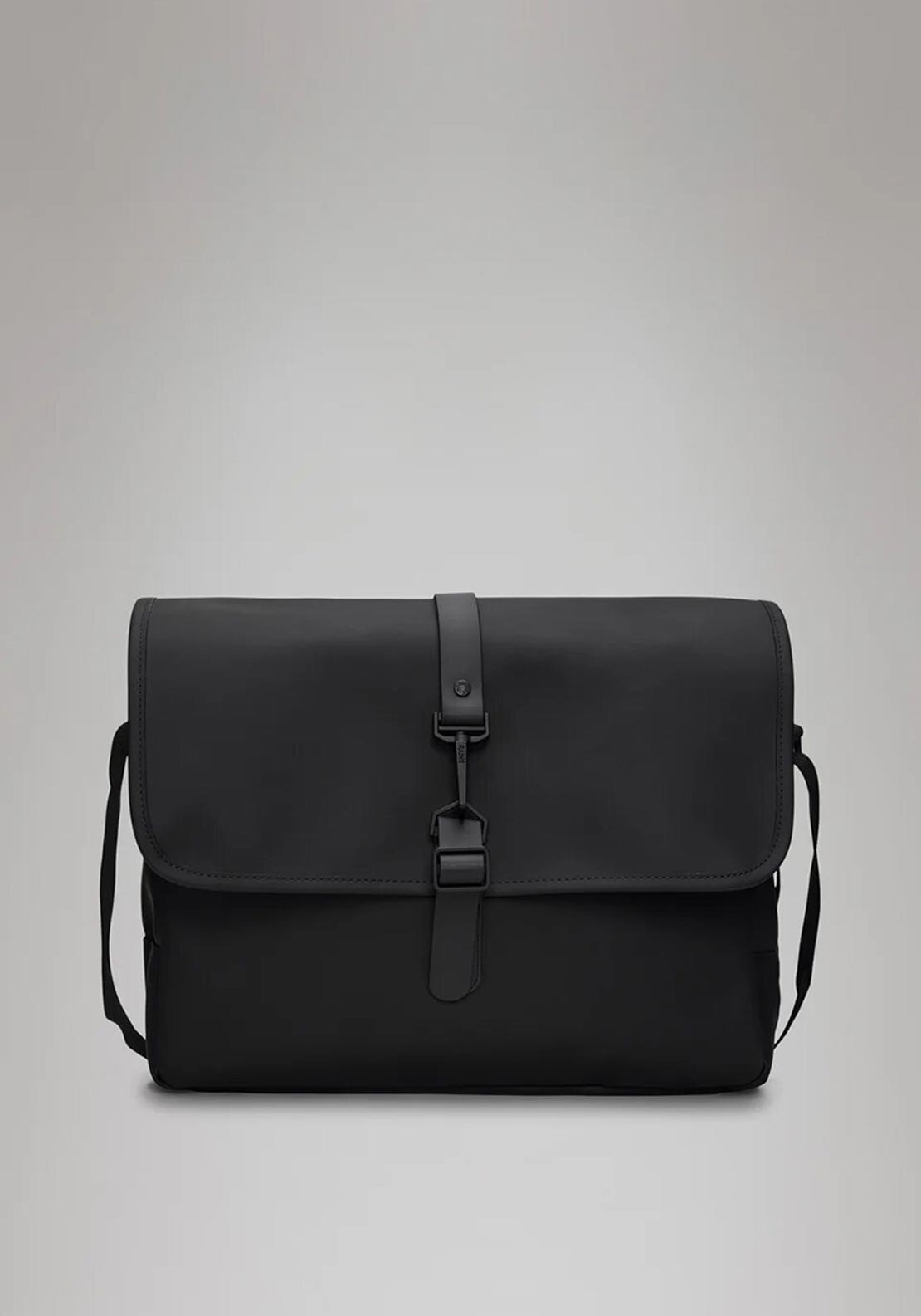 Rains Medium Messenger Bag, Black