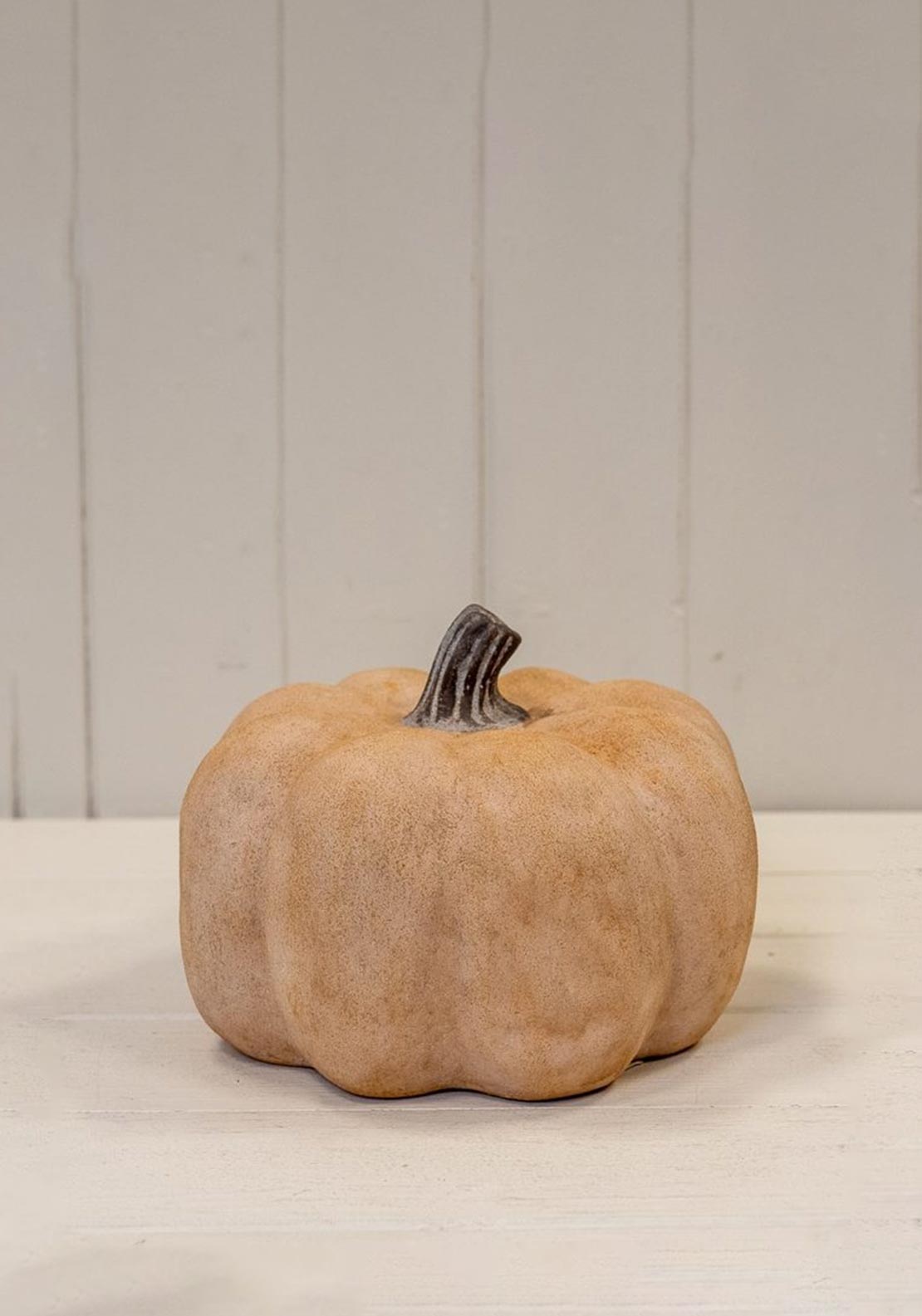 PALE ORANGE MEDIUM CERAMIC