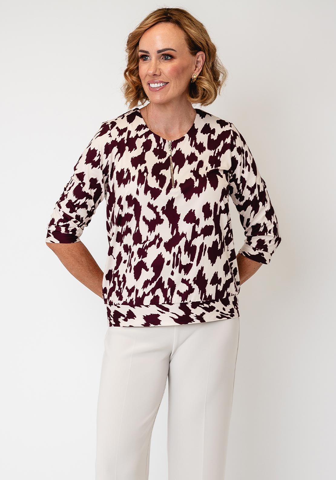 Se Moi Abstract Print Quarter Zip Top, Beige and Wine