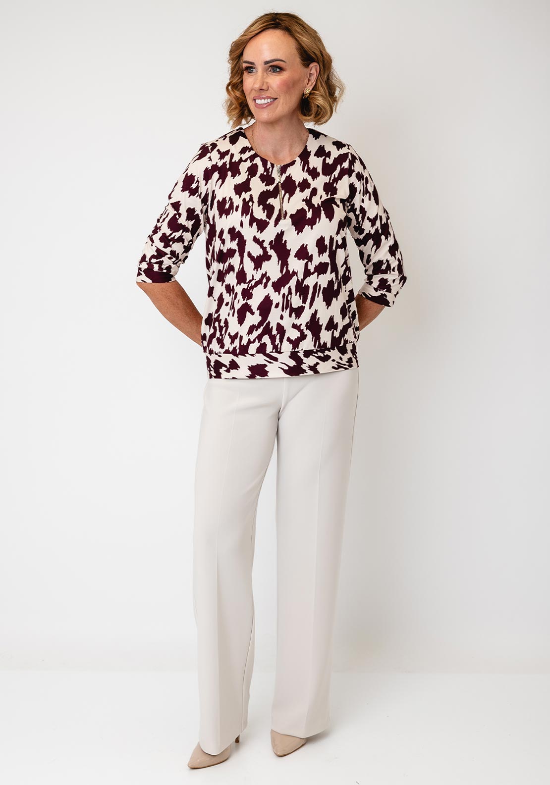 Se Moi Abstract Print Quarter Zip Top, Beige and Wine