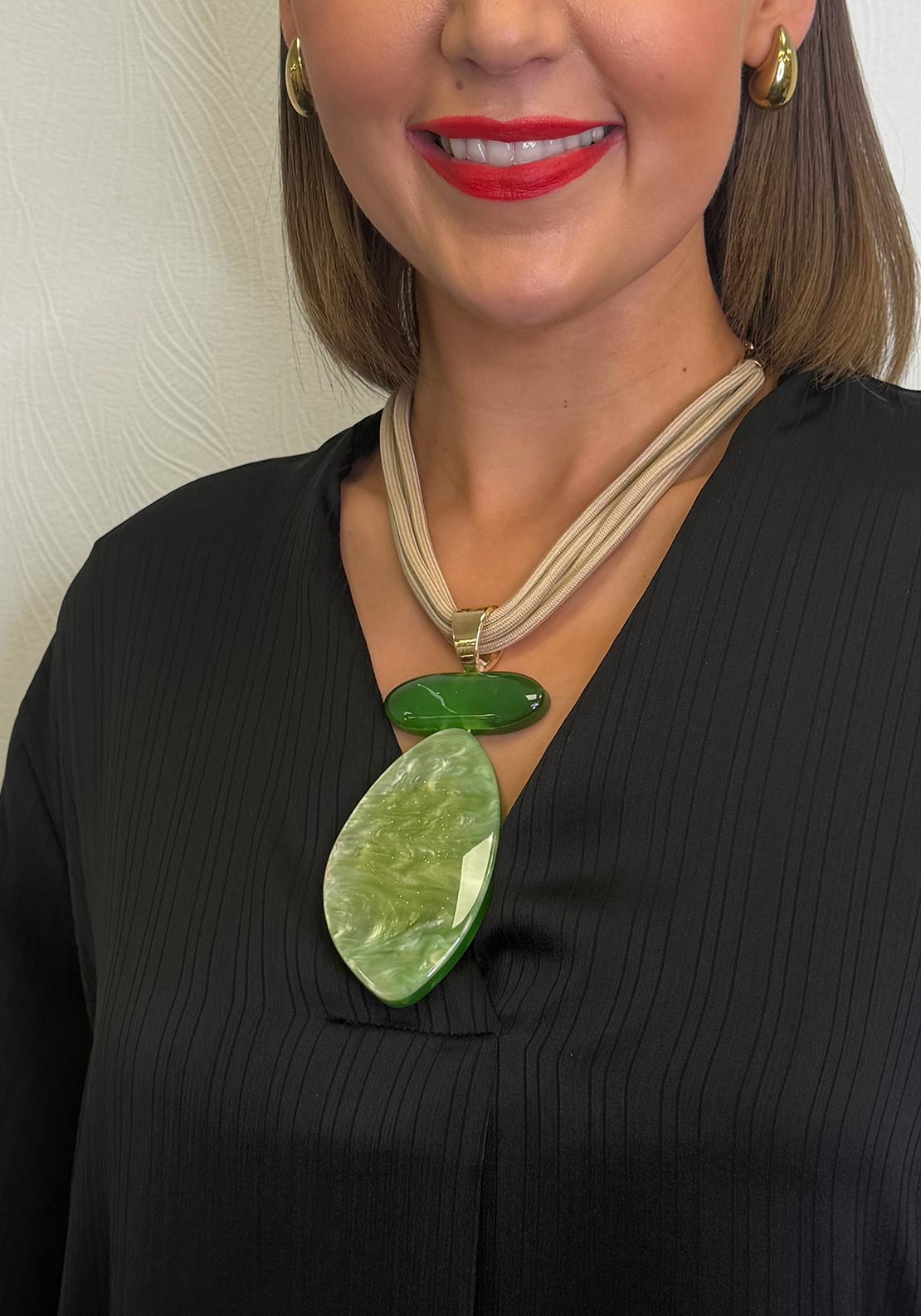 Serafina Collection Resin Oval Pendant Necklace, Green