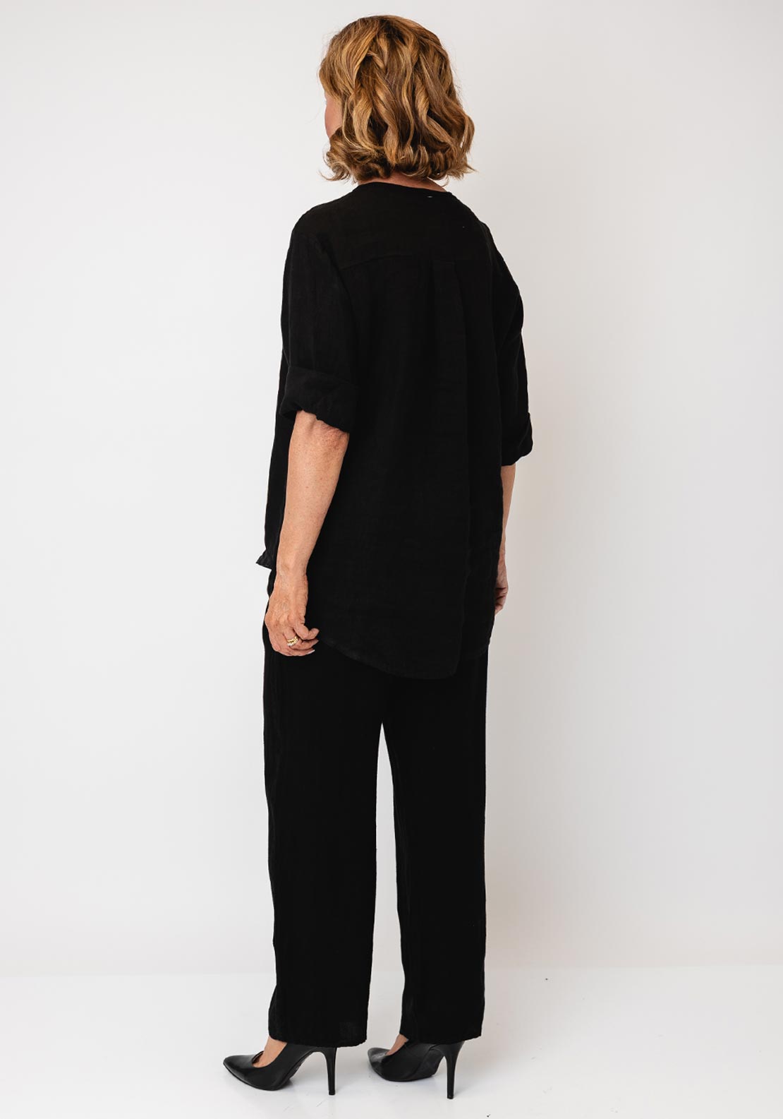 Serafina Linen with Button Detail Top, Black