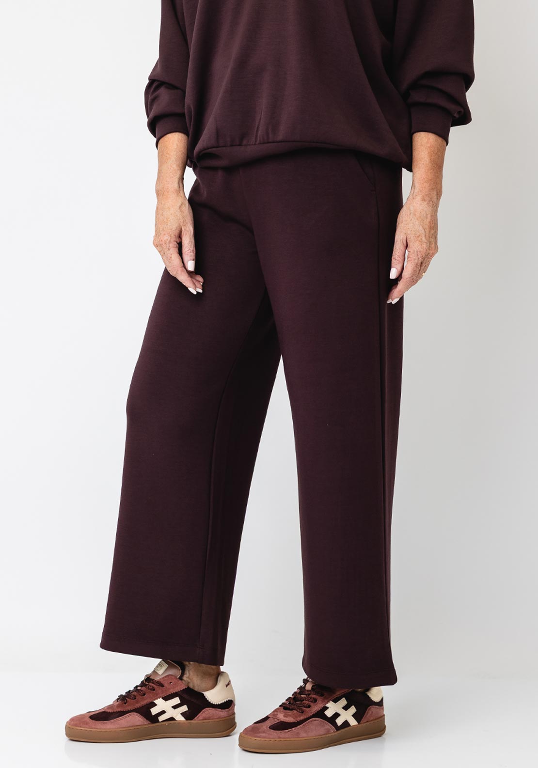 Soyaconcept Banu Wide Leg Joggers, Wine