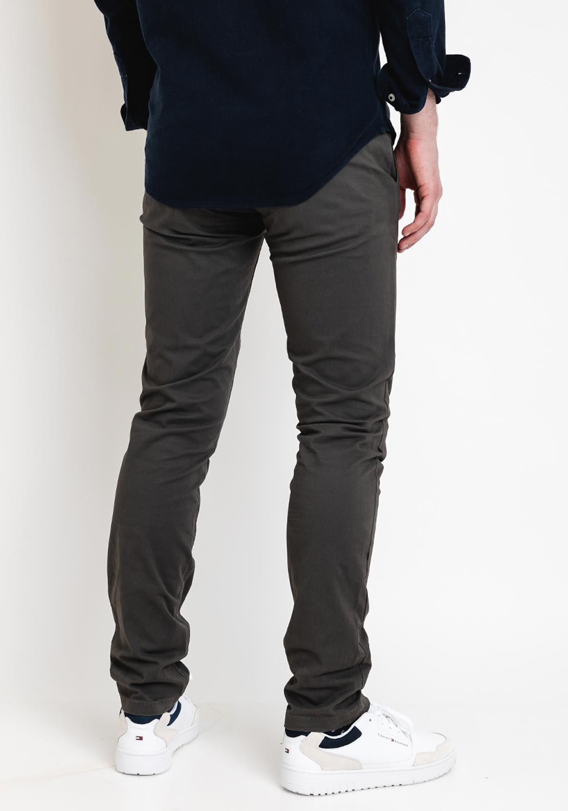 XV Kings by Tommy Bowe Kiwi Chinos, Lead