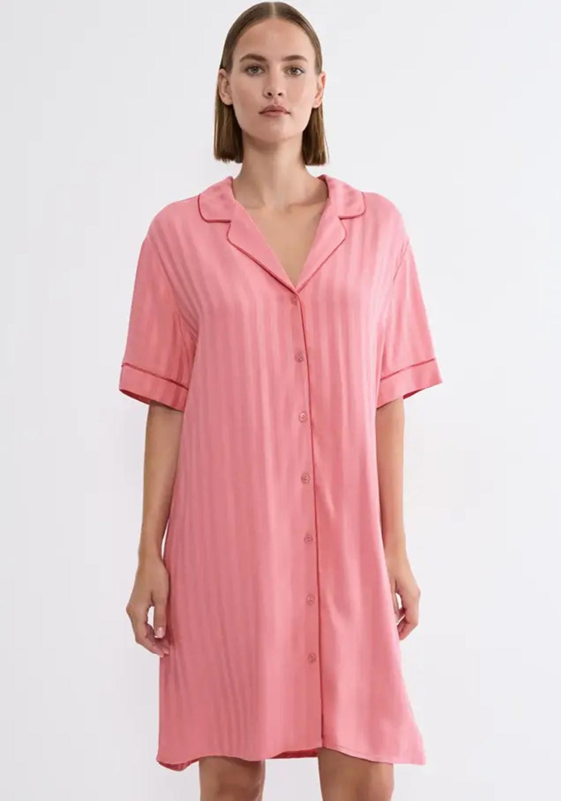 Triumph Amourette Jacquard Short Sleeve Nightshirt, Pink