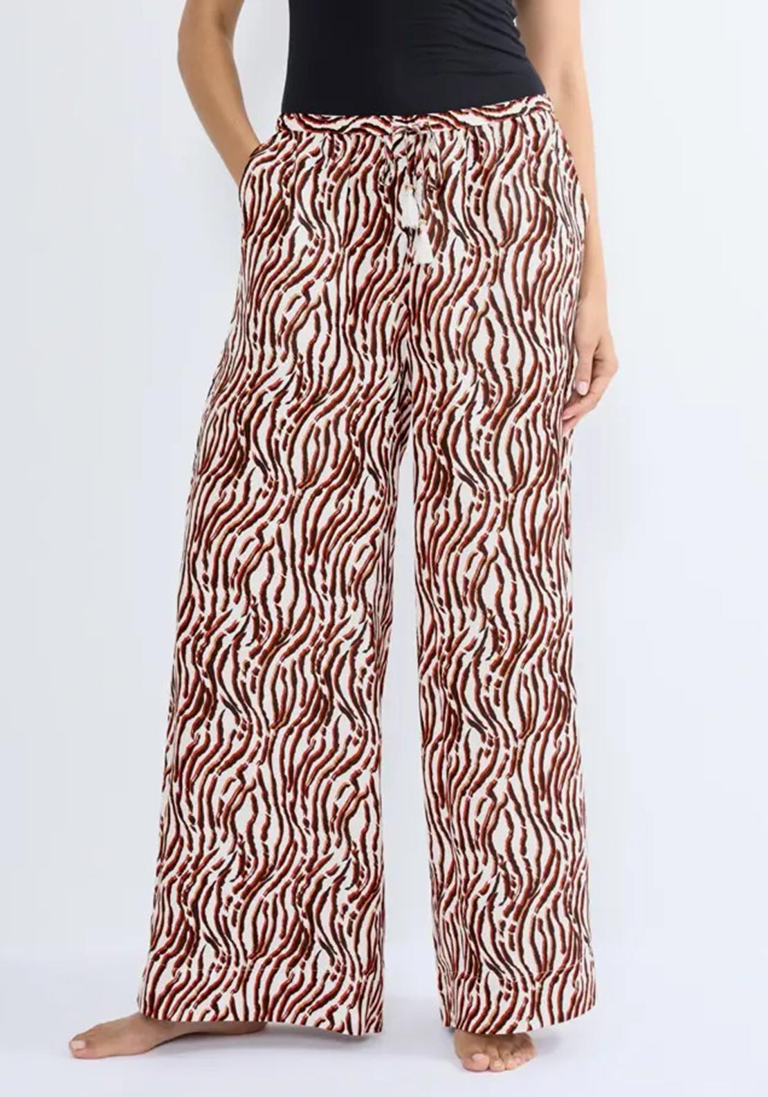 Triumph Summer Satin Print Trouser, White Multi