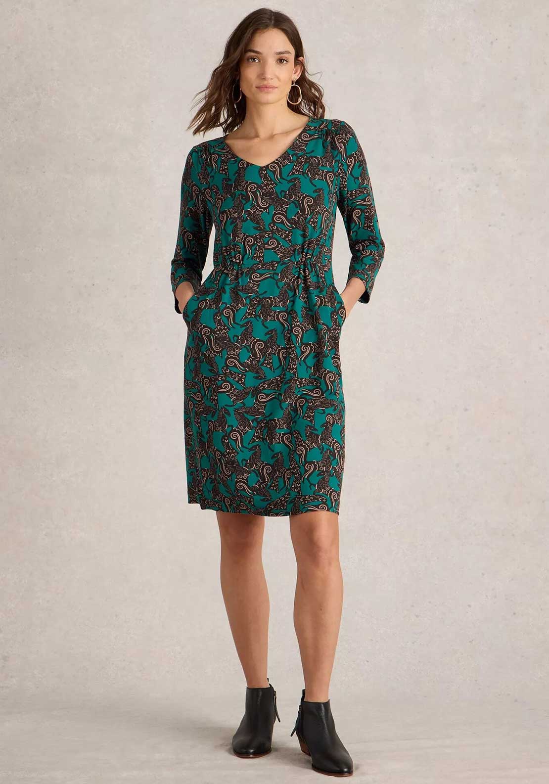 White Stuff Tallie Printed Jersey Dress, Green - McElhinneys White Stuff Tallie Printed Jersey Dress, Green - McElhinneys