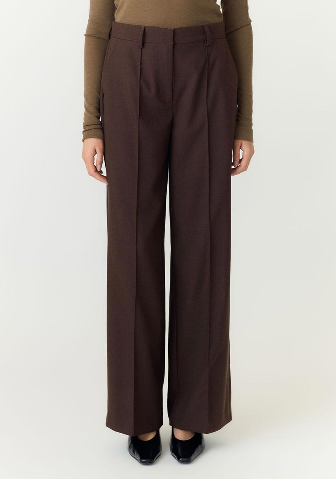 YAS Riu Straight Leg Trousers, Brown