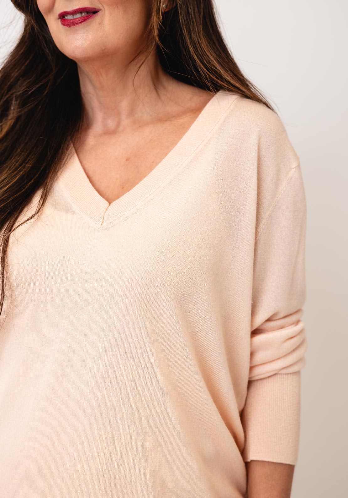 Yest Relaxed Fit V-Neck Pullover, Peach