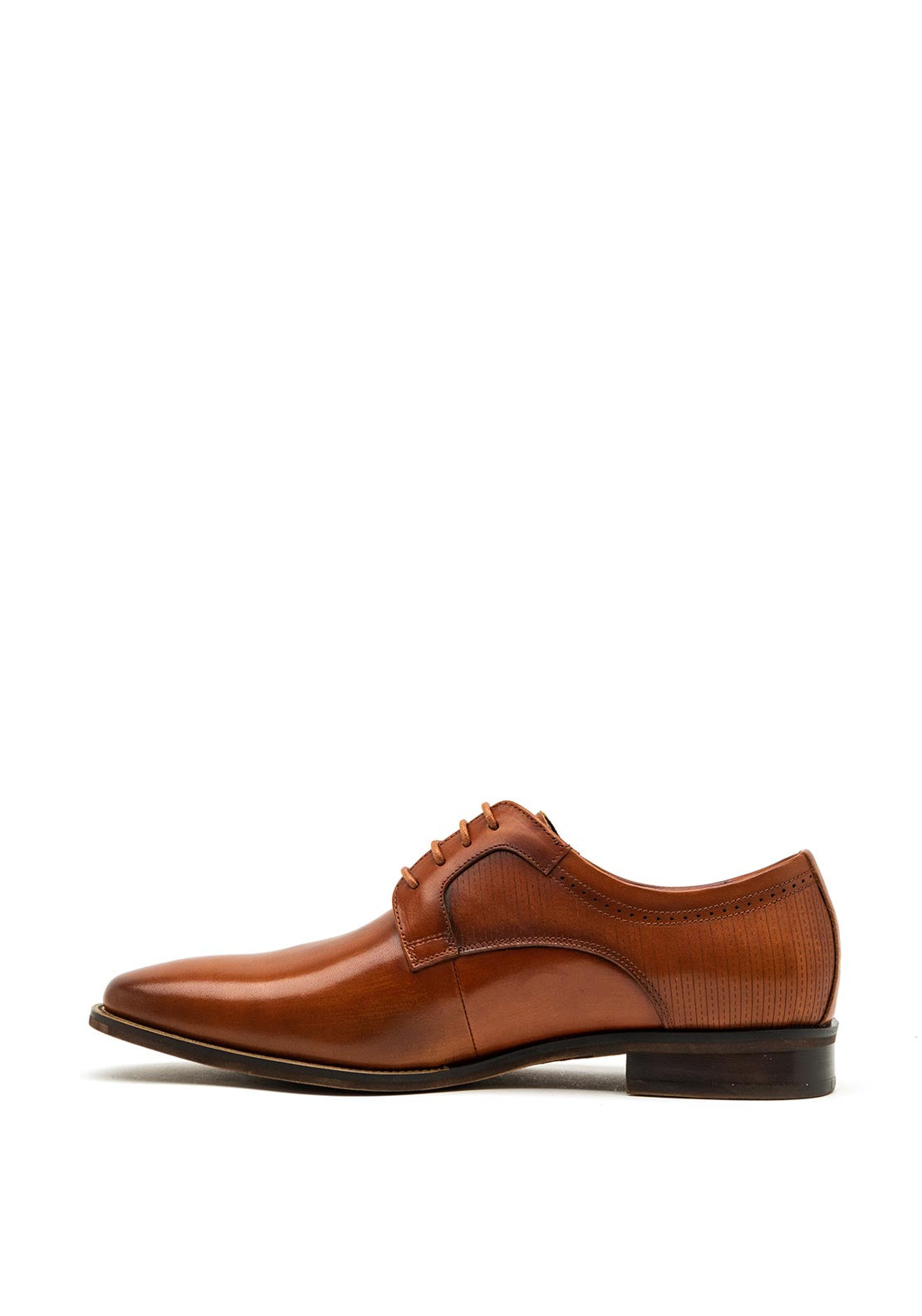 Escape Leading Lite Leather Shoe, Brandy