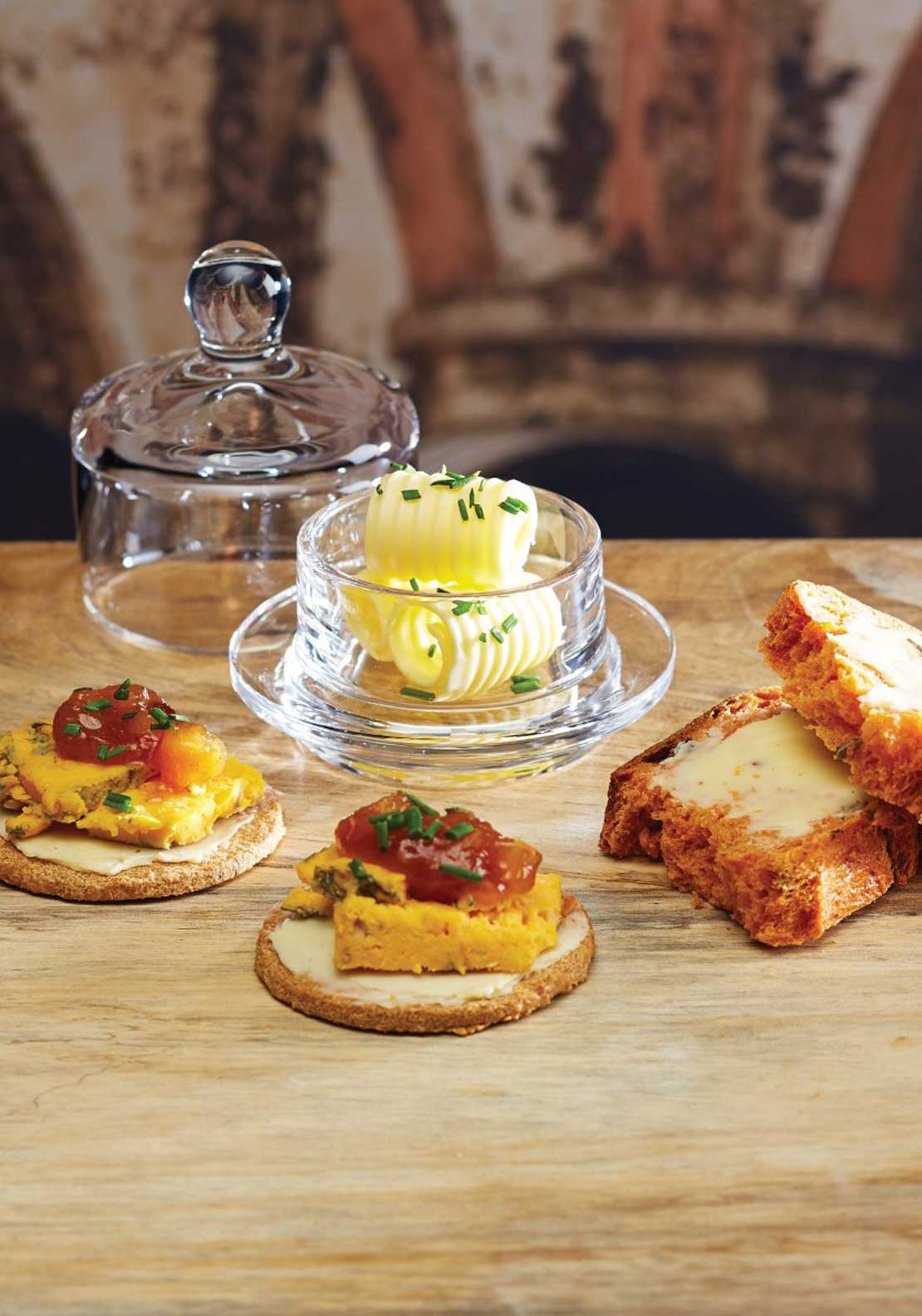 Artesa by Kitchen Craft Mini Glass Serving Cloche