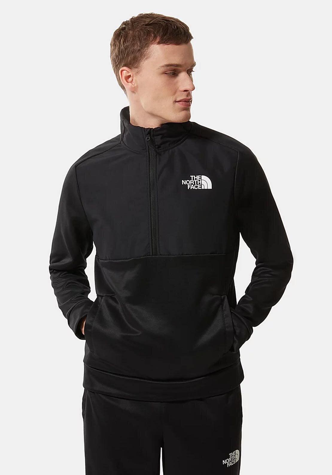 The North Face Mounatin Athletics Quarter Zip Fleece, TNF Black