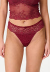 Lingadore 1400T-Y26 Lace String, Red
