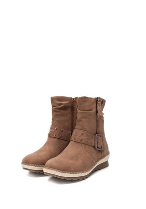 XTI Girls Buckle Ankle Boots, Camel