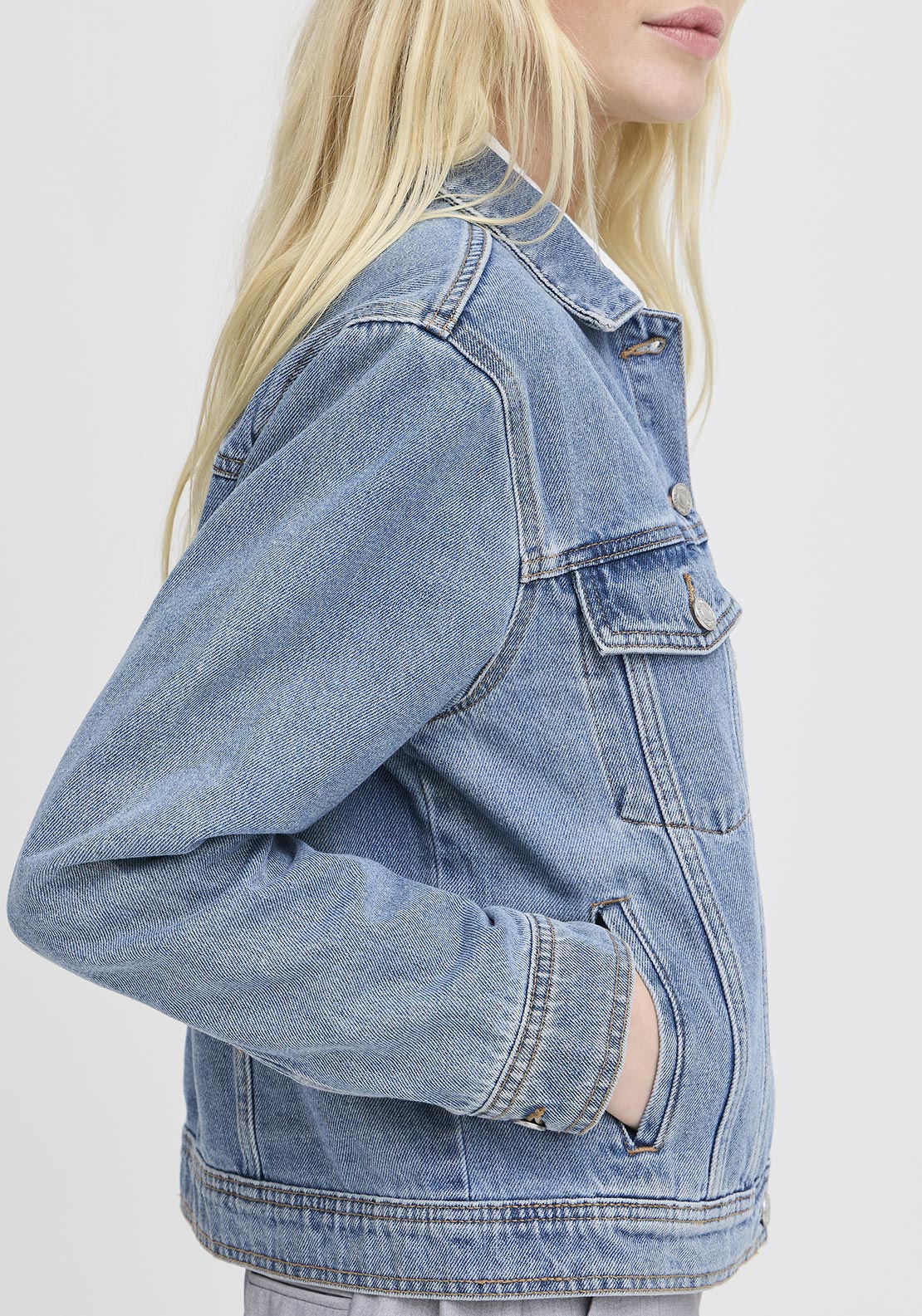 b.young Kerina Buttoned Denim Jacket, Blue