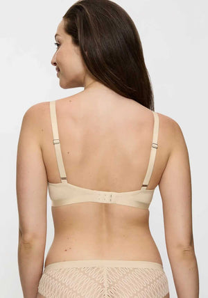 Triumph Aura Spotlight Wired Bra, Beige