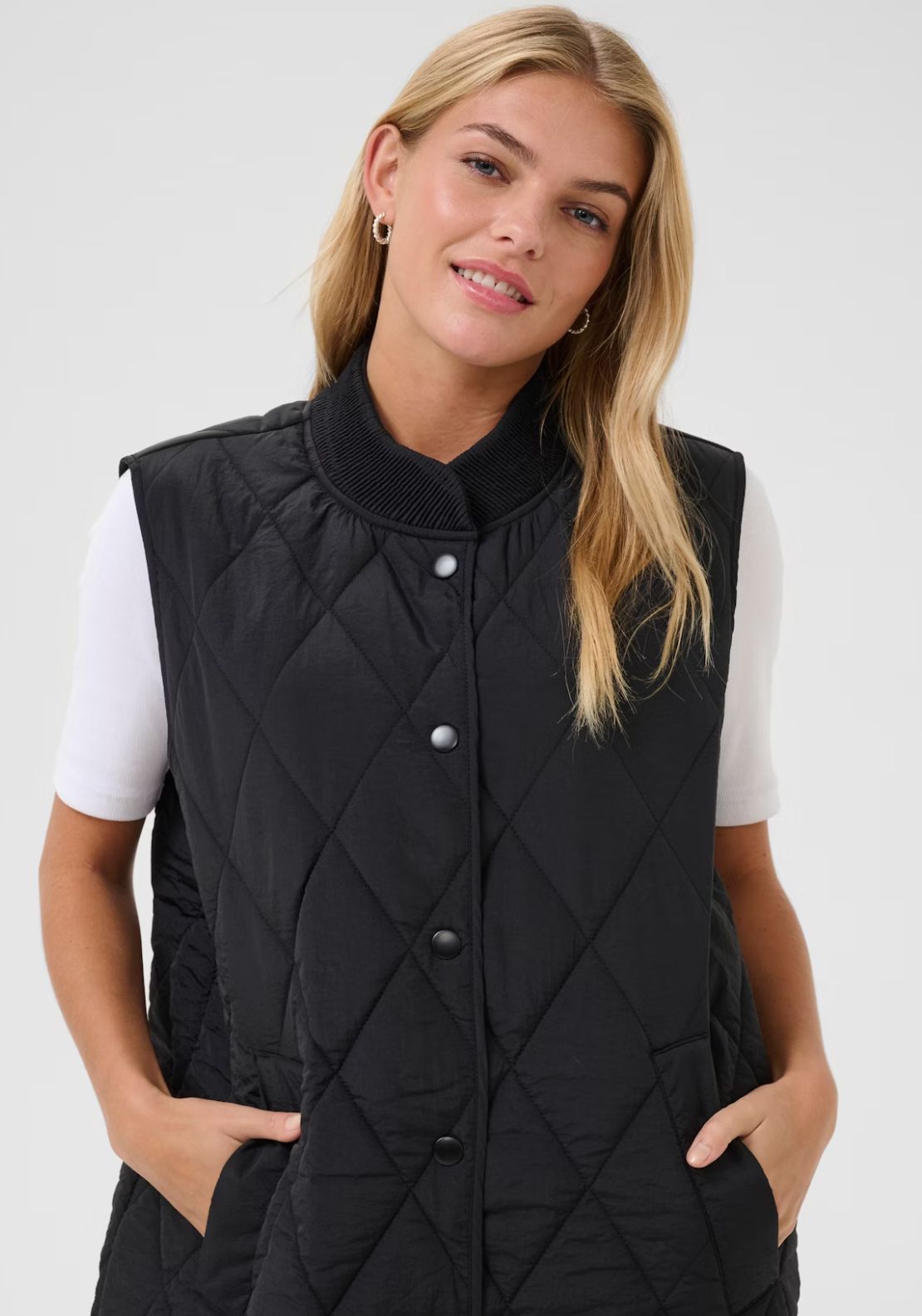 Kaffe Lorena Quilted Gilet, Black
