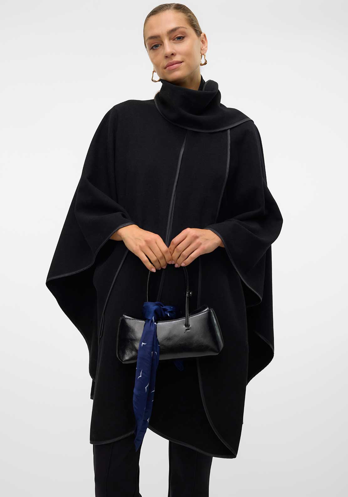 Vero Moda Aware Naomi One Size Cape, Black - McElhinneys