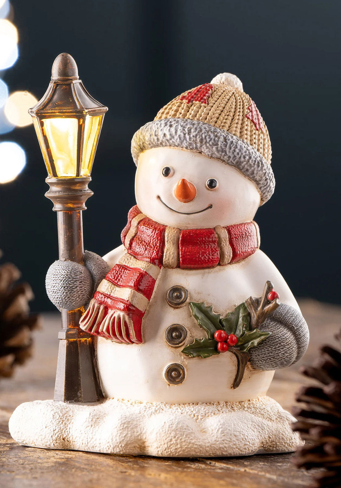 SNOWMAN LAMP POST LED