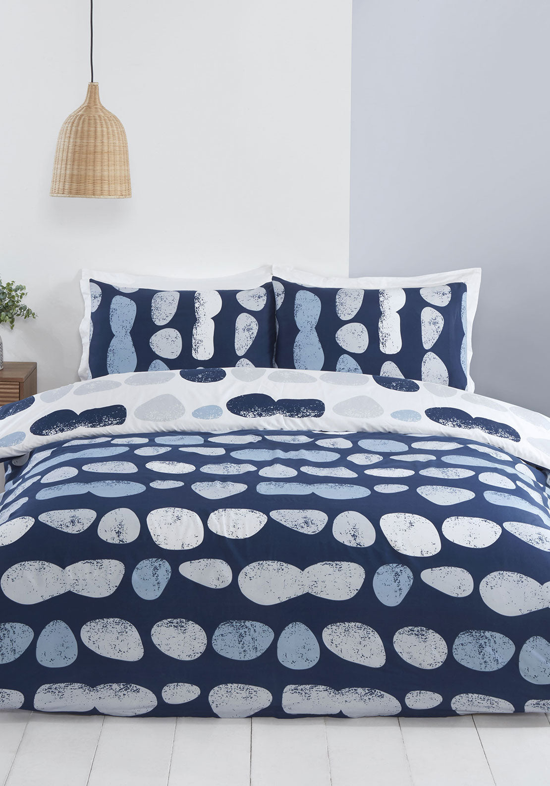Home Interiors Right Choice Austin Reversible Duvet Cover Set, Blue