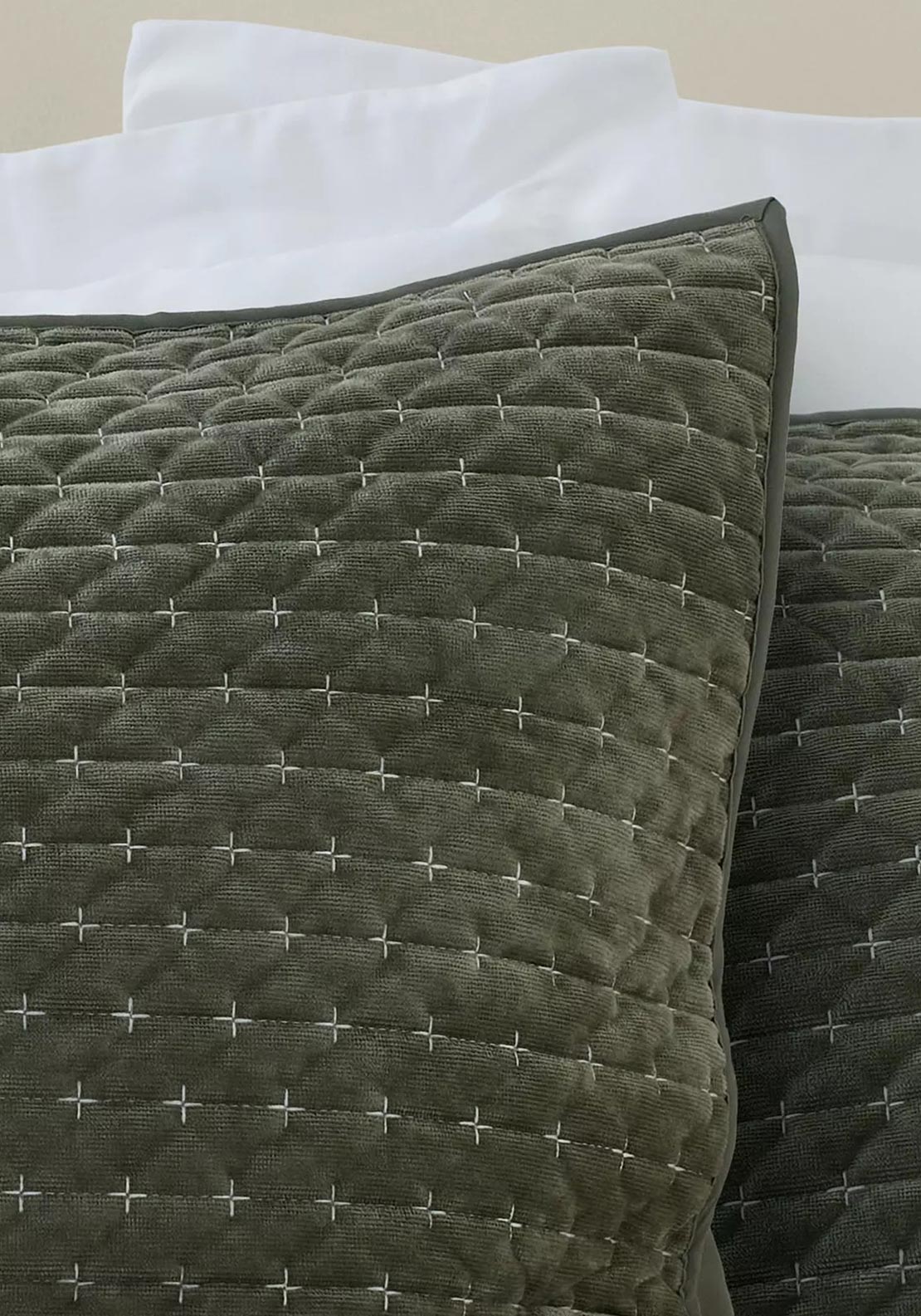 Bianca Home Attica Velvet Pillowsham Pair, Green