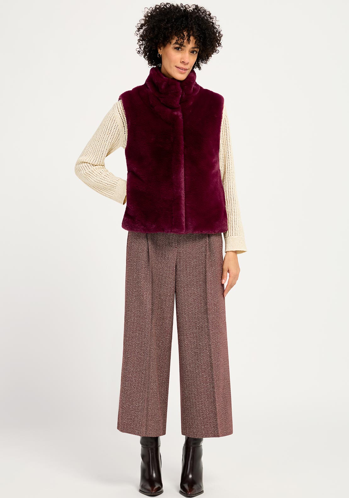 Bianca Tabea Faux Fur Gilet, Wine