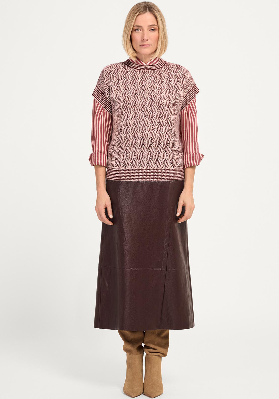 Bianca Octavia Knit Short Sleeve Vest, Wine