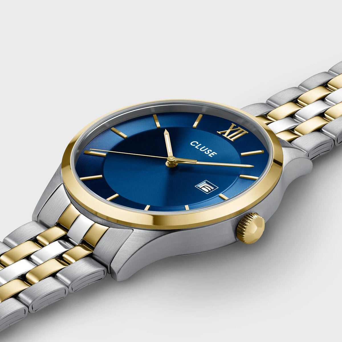 Cluse Men’s Aravis 3 Hand Watch, Silver & Gold